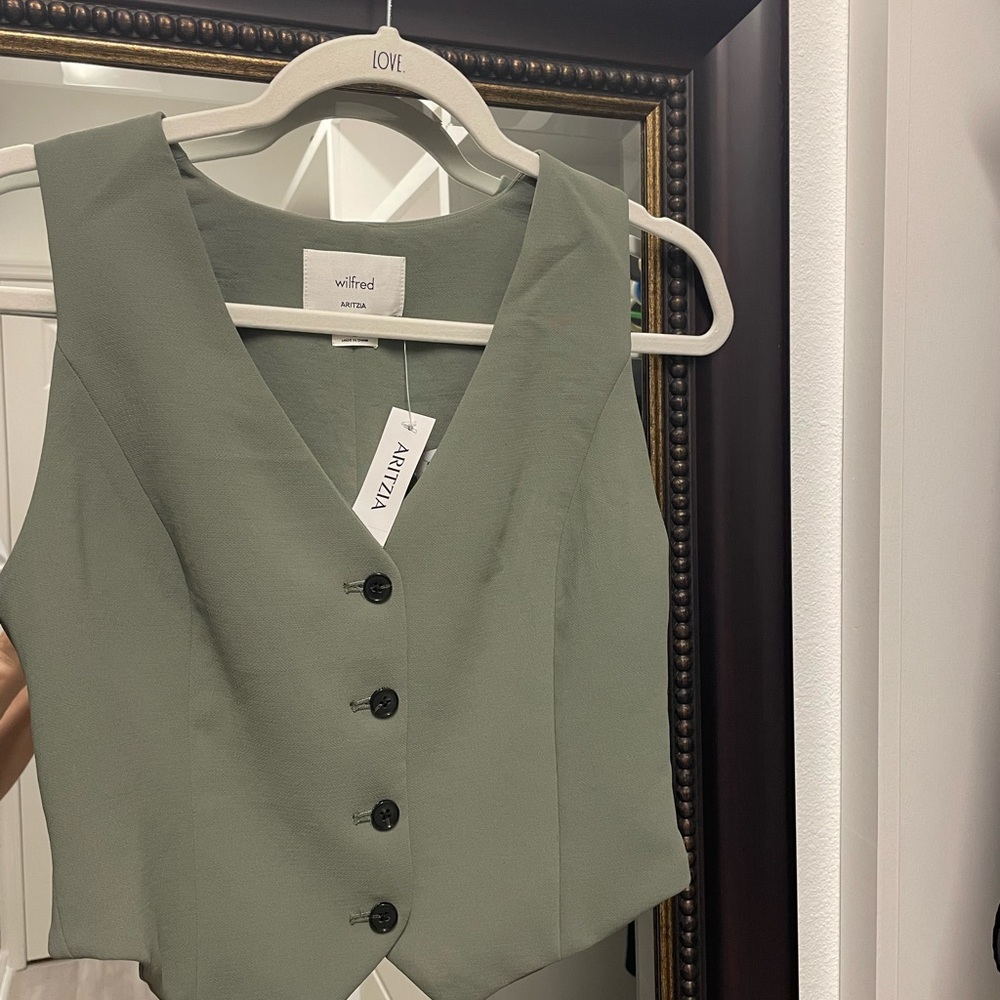 Aritzia Wilfred Pacino Vest - Smoky Sage